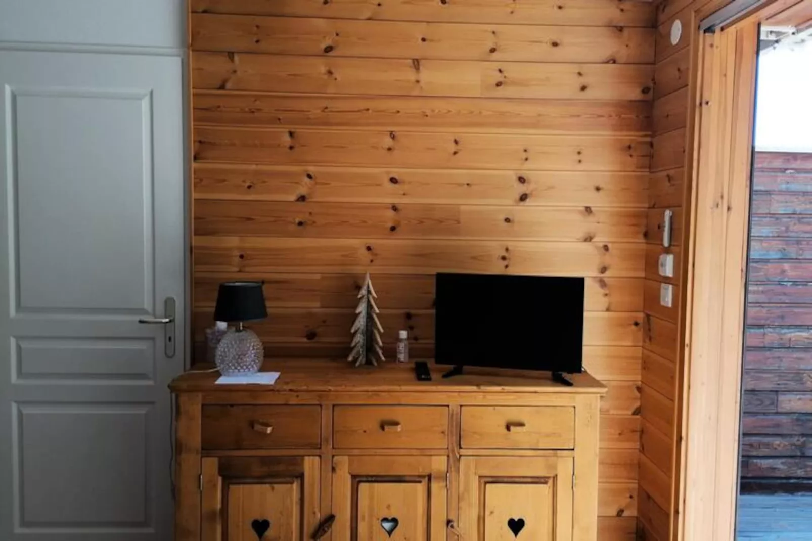 Chalet Olympic-Image-tags.