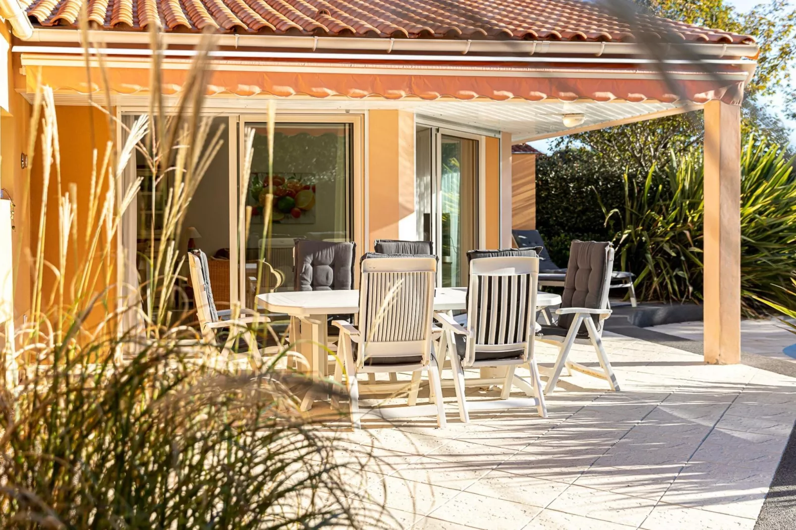 Acacia 6 with pool-Terrace balcony