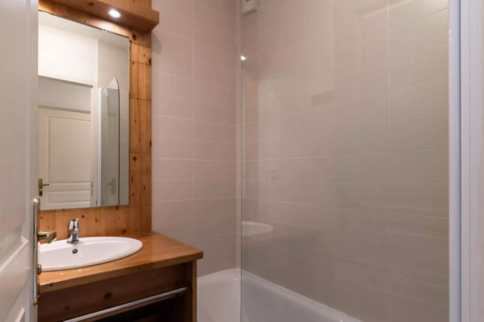 Résidence Le Balcon Des Airelles-Salle de bain