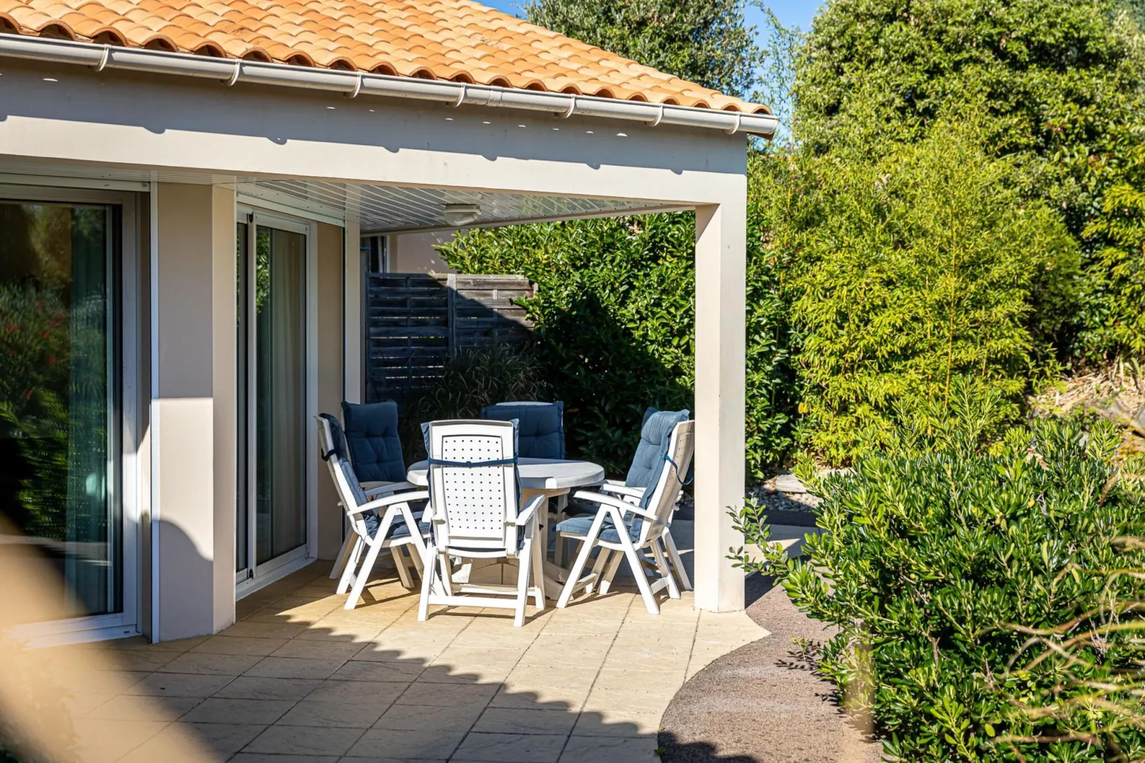 Acacia 6 with pool-Terrace balcony