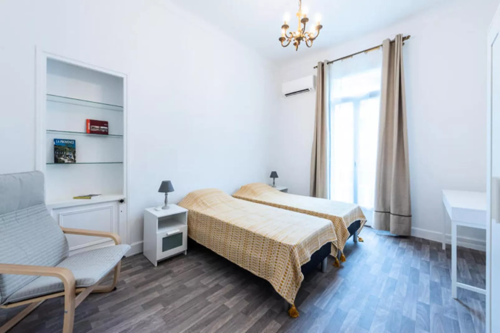 Maison à Nice-Bedroom