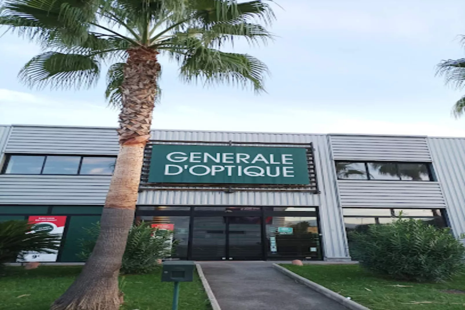 Résidence Bnb Renting Beau  2 Pi&egrave;ces Dans Un Immeuble Neuf Avec Piscine Avec Parking-Extérieur été