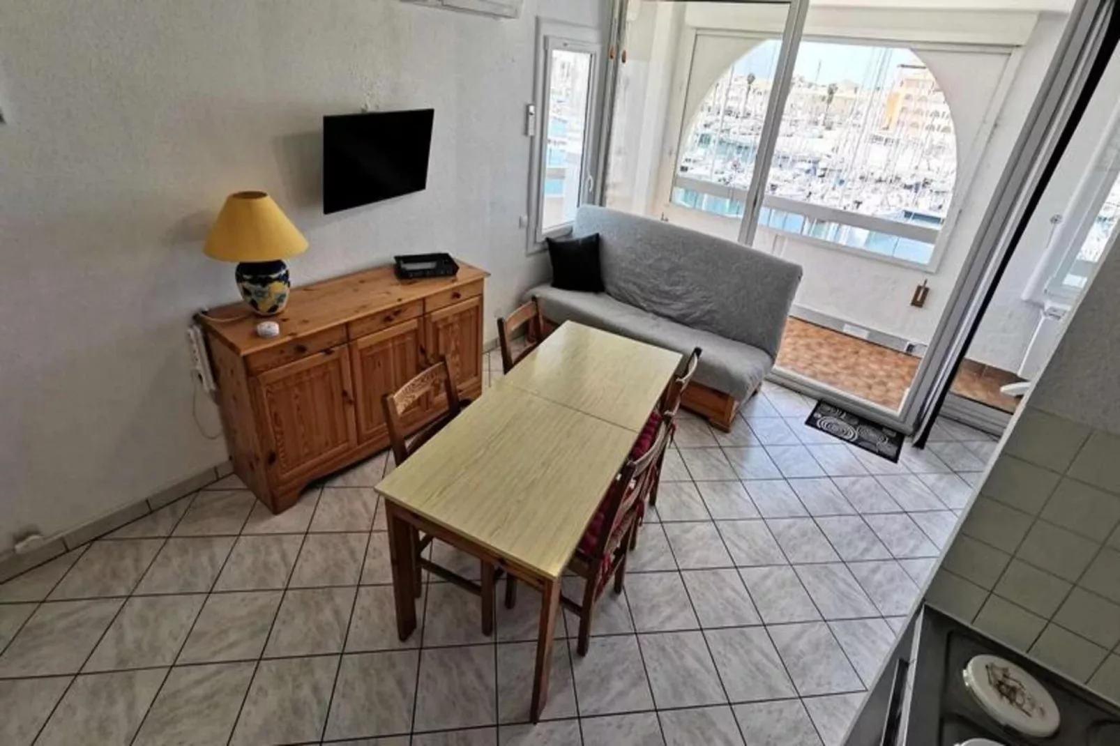 Résidence Terrasses De La Mediterranee 1-Esszimmer