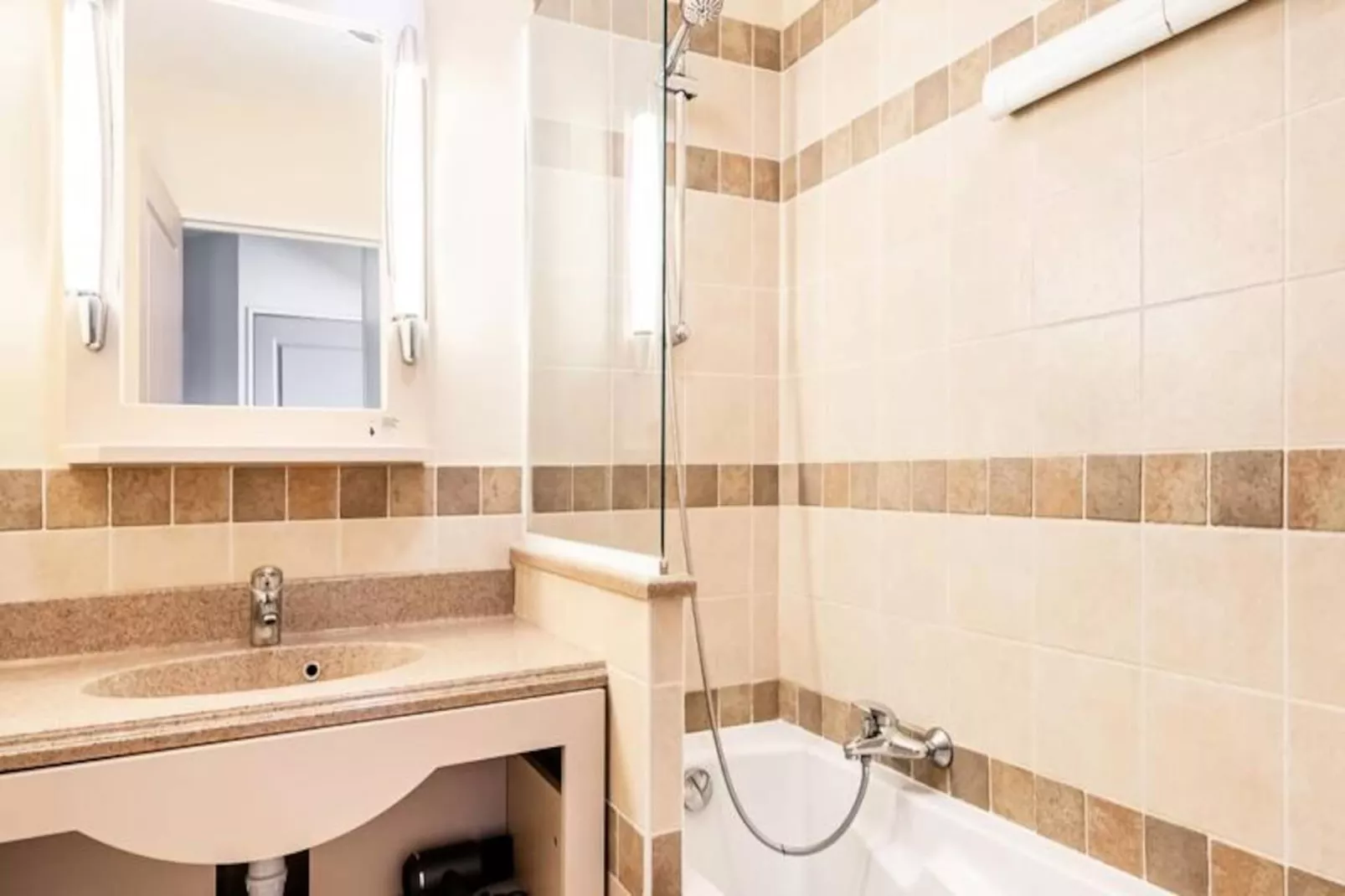 Les Coteaux de Pont Royal en Provence - maeva Home-Image-tags.