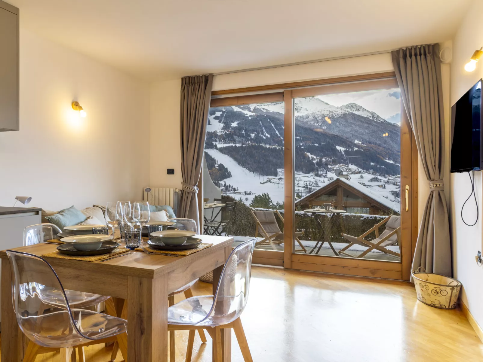 Baita Bucaneve-Inside