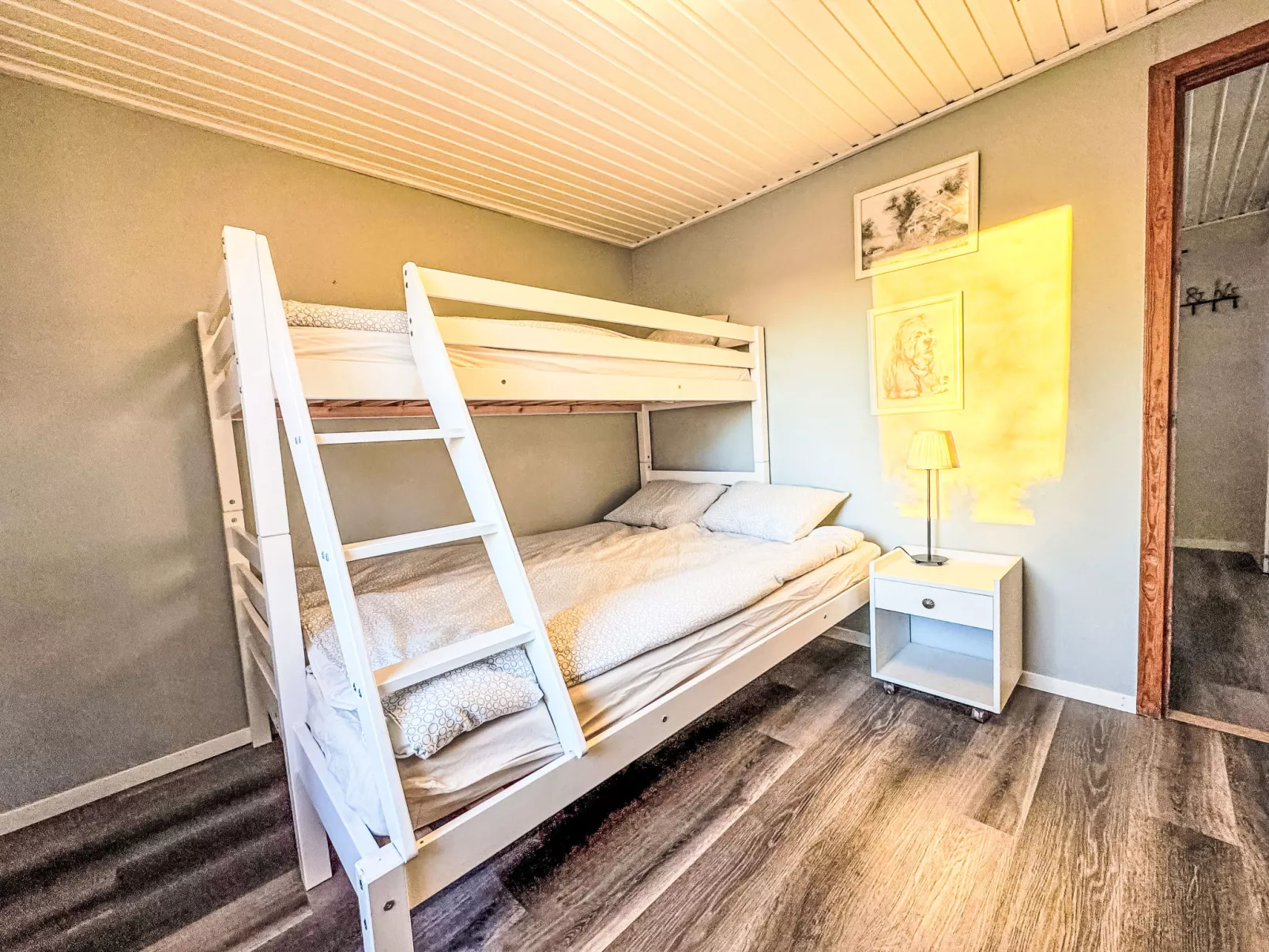 Skurå Villan-Drinnen