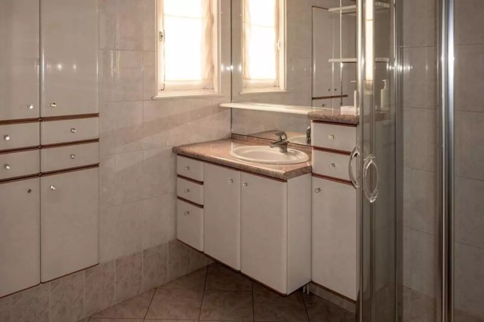 Maison à Lannion-Image-tags.