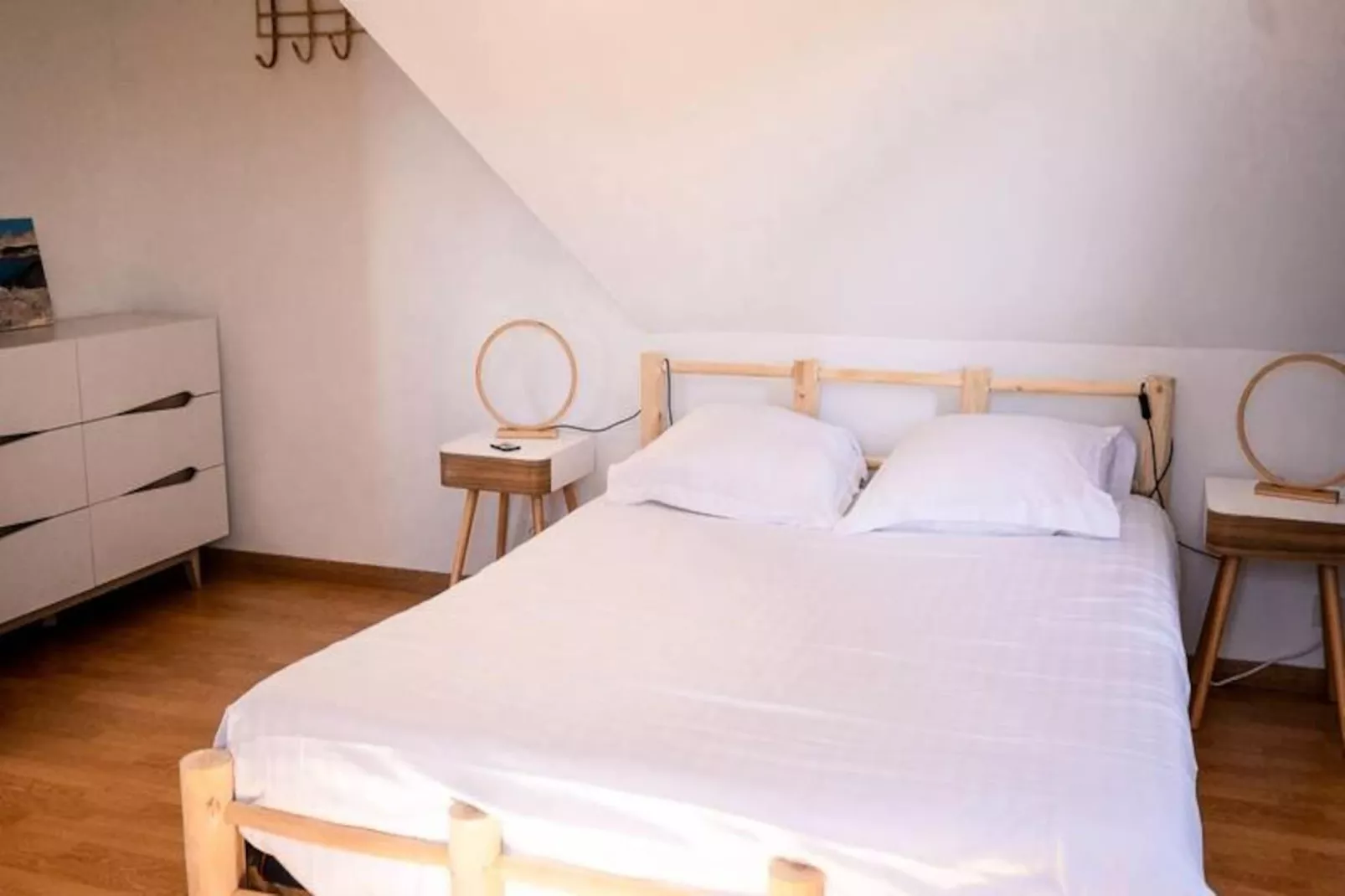 Maison à Trelevern-Image-tags.