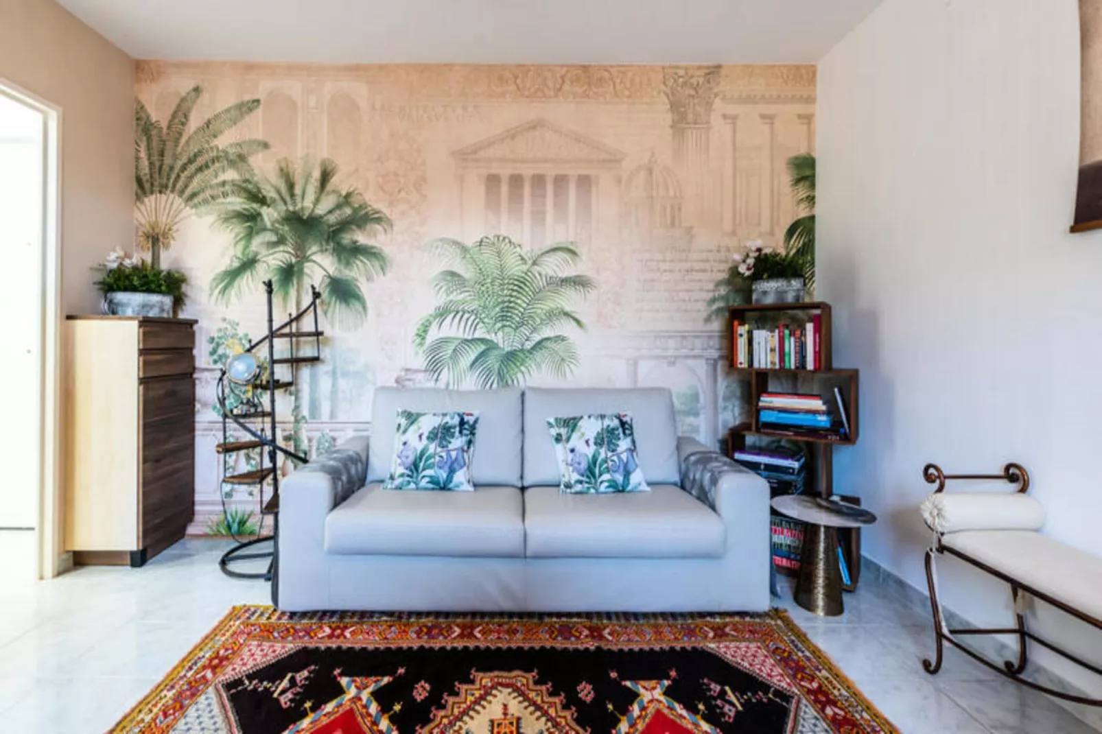 Appartements à Nice-Exterior in summer