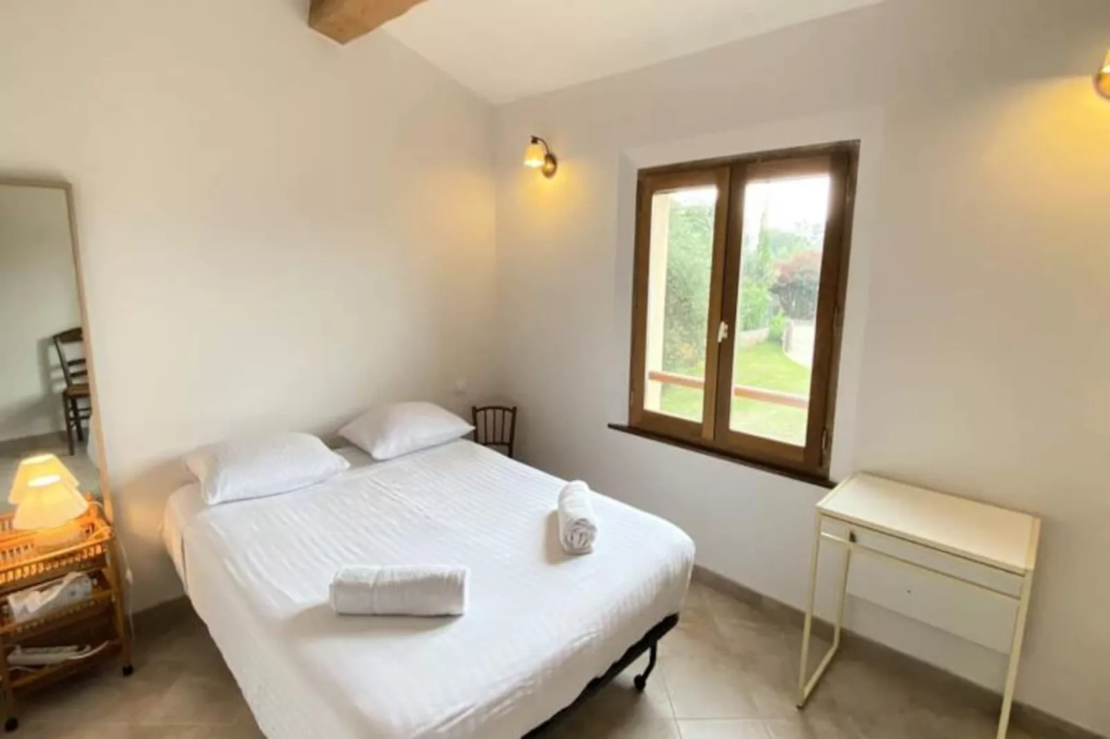 06cb : Jolie Maison De Campagne Pour 8-Image-tags.