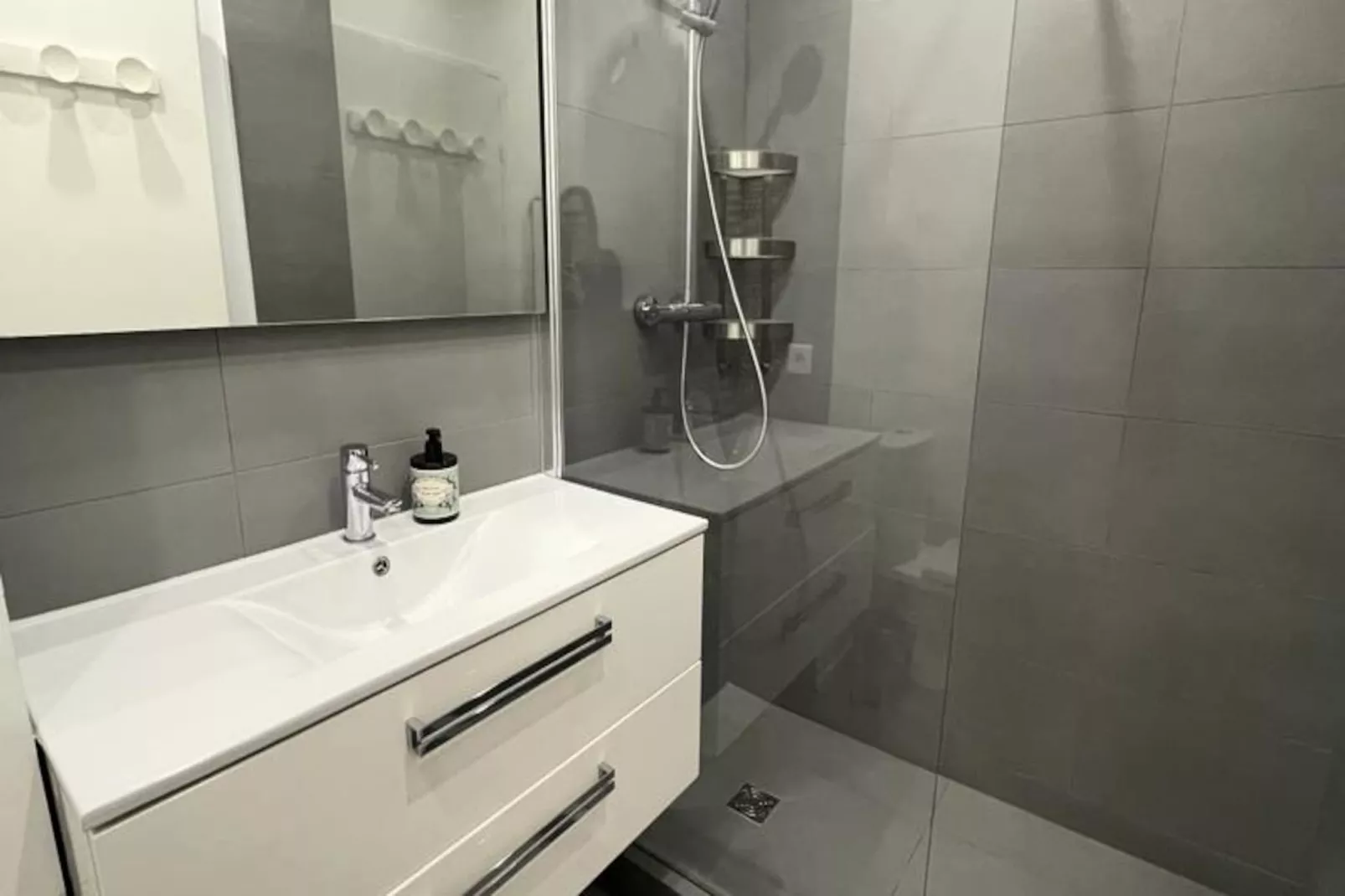 Superbe 2 Pcs - 3 Pers - Terrasse Cannes Centre Port Suquet Olam Properties-Image-tags.