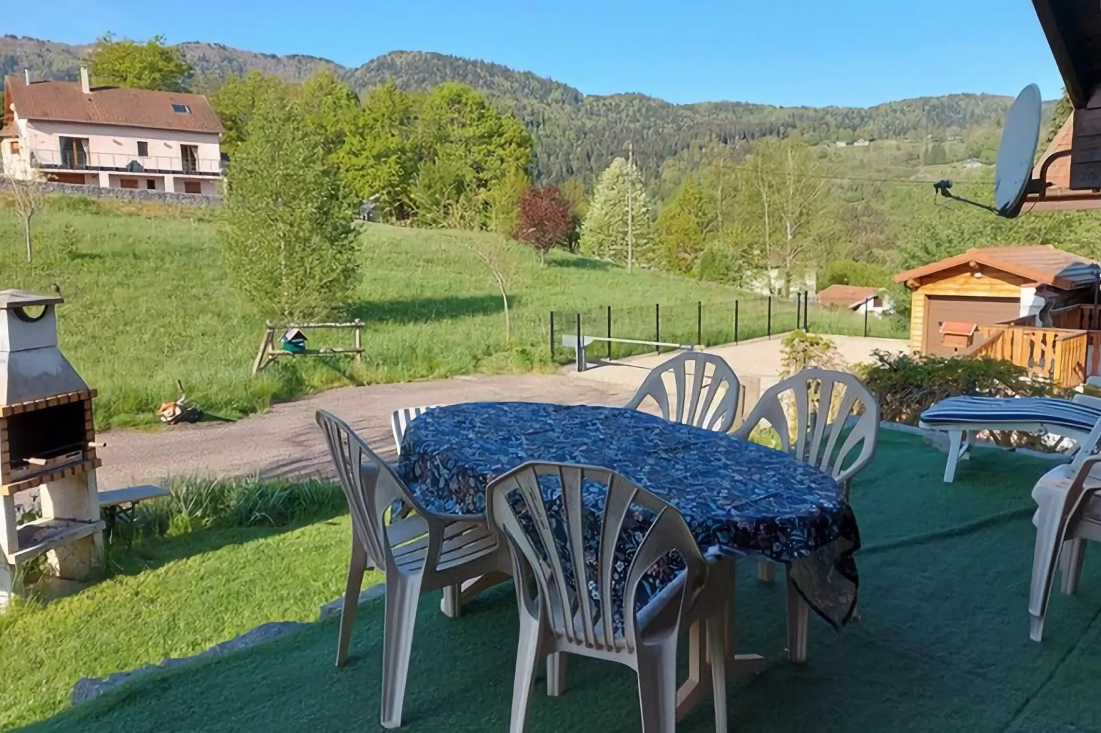 L'Aigle chalet ensemble - Saint-Maurice-sur-Moselle-View summer