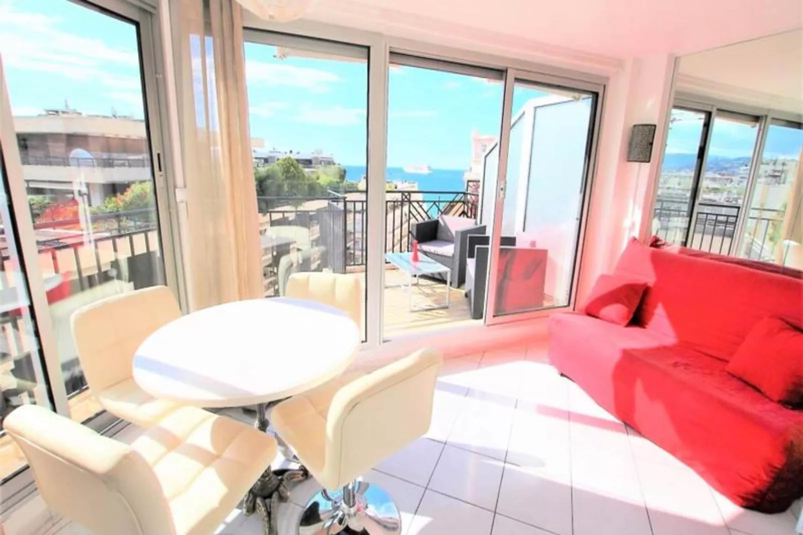 Résidence Studio Dernier &eacute;tage Avec Terrasse Sur Splendide Vue Mer-Extérieur été