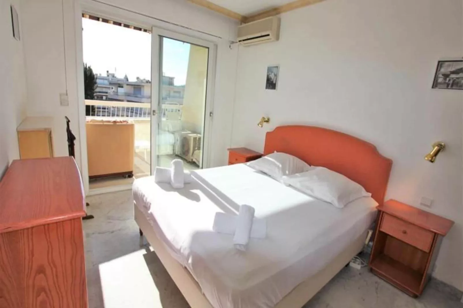 Résidence Appartement Climatis&eacute; 5 Voyageurs De 80 M2, Centre Ville Et Croisette-Bedroom