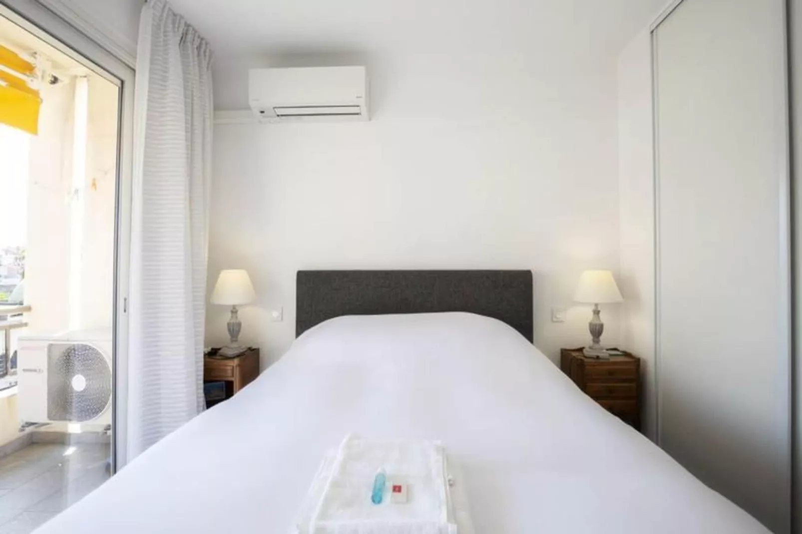 Résidence We &hearts; Cannes ! Cosy 3 Pi&egrave;ces Tout Confort Avec Terrasse Cannes Centre-Exterior in summer