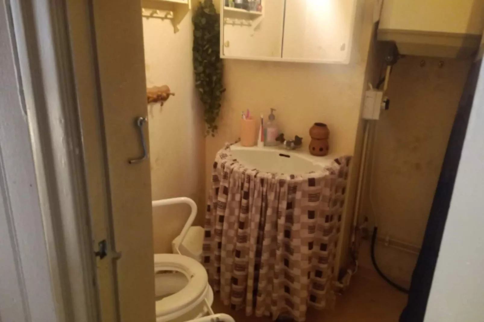 4 person holiday home in RAMSJÖ-By Traum-Indoor