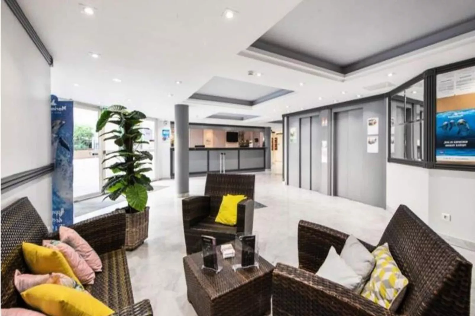 Résidence les Rivages du Parc - maeva Home-Hall / réception