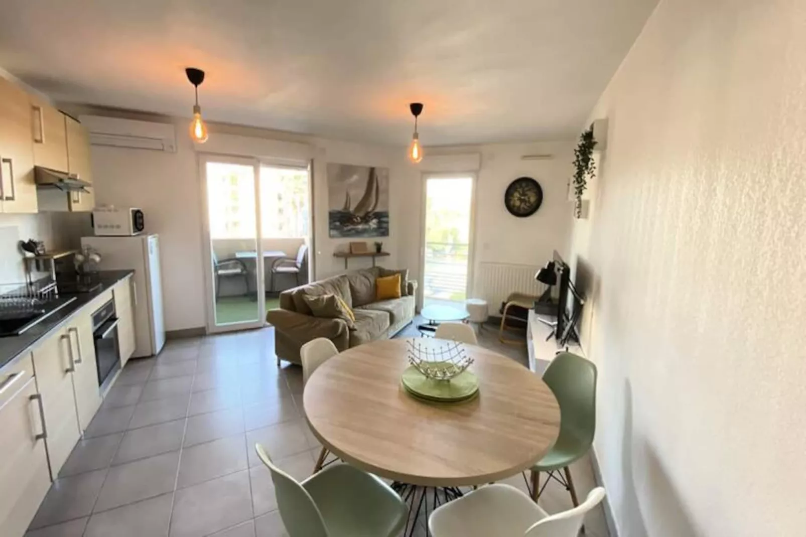 06ch : Beau T3 Avec Terrasse - 300m Parc Exflora-Image-tags.