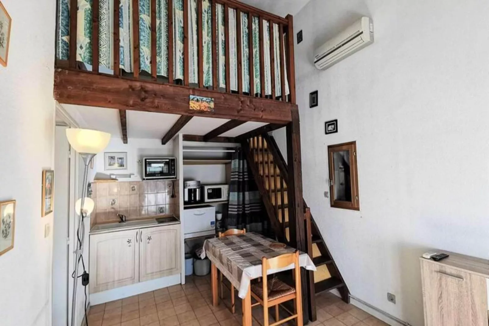 Résidence Village Merlin-Esszimmer