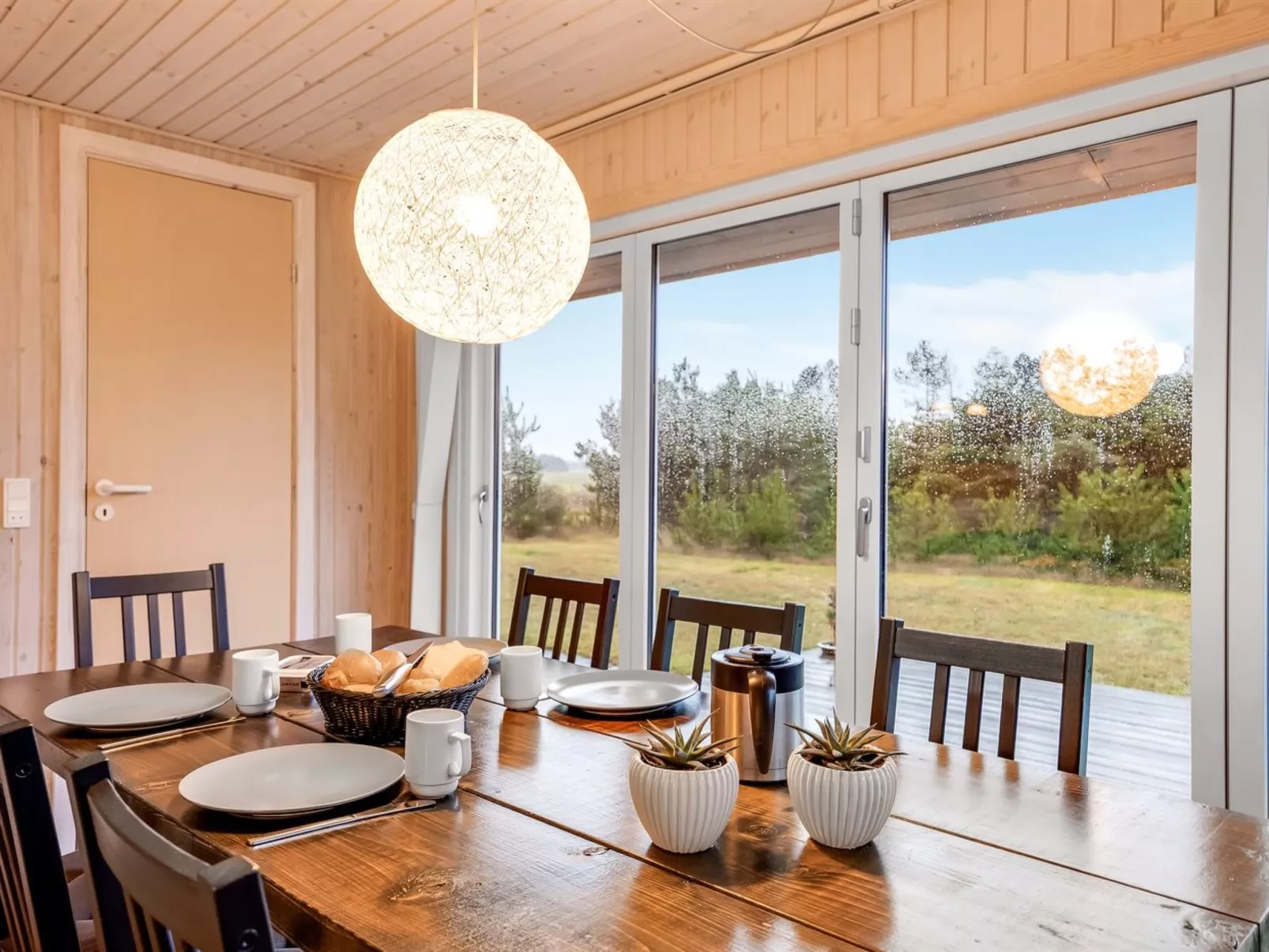 "Gidske" - 1.1km from the sea-Drinnen