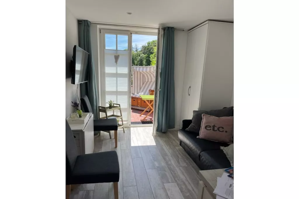 587025-Nicht zugeordnet