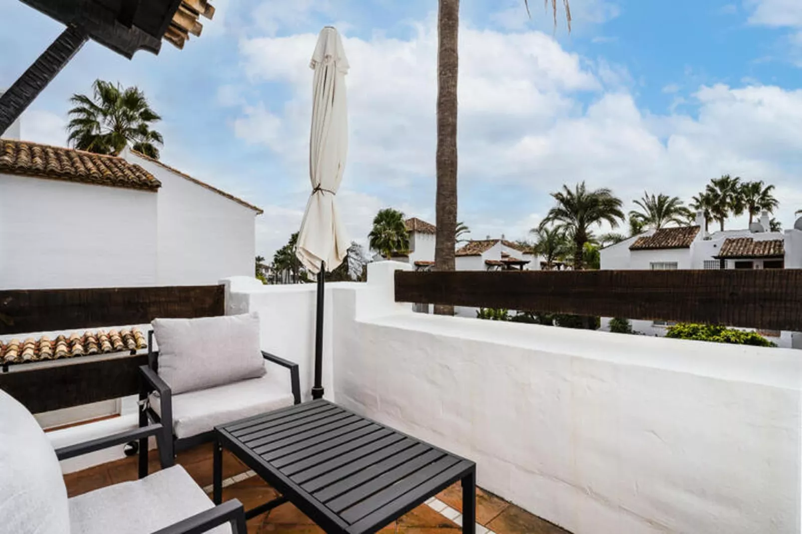 Appartements à Estepona-Terrace balcony