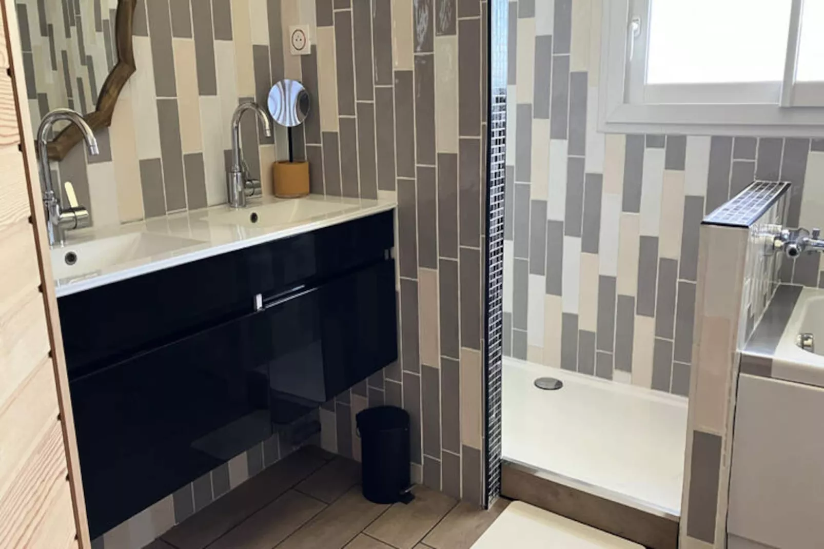 Maison à Louannec-Image-tags.