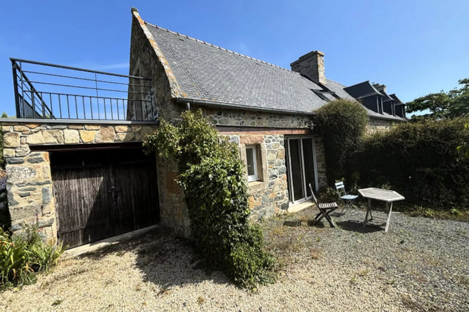 Maison à Plougrescant-Image-tags.