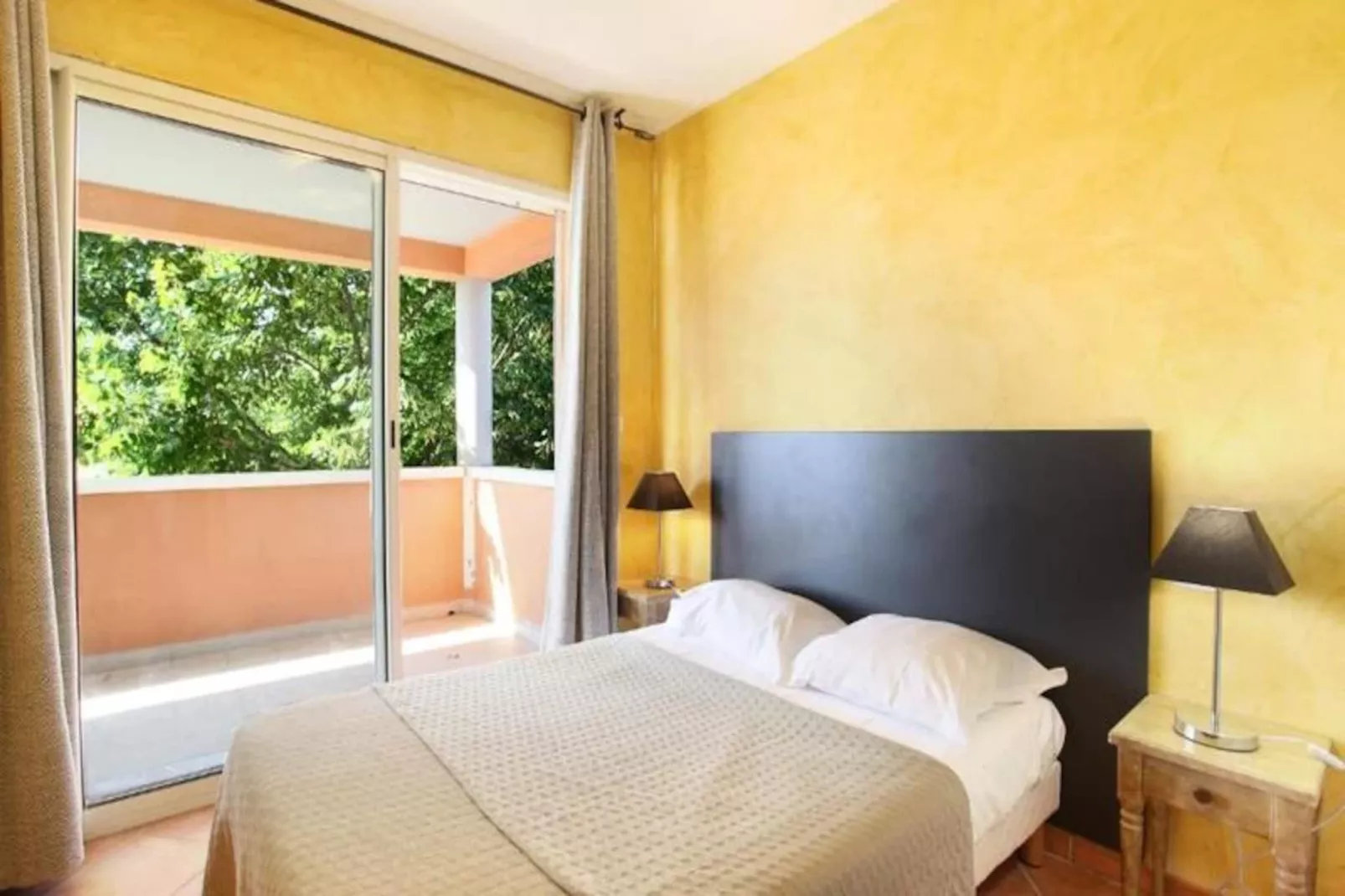 Résidence Odalys La Licorne de Haute Provence***-Image-tags.