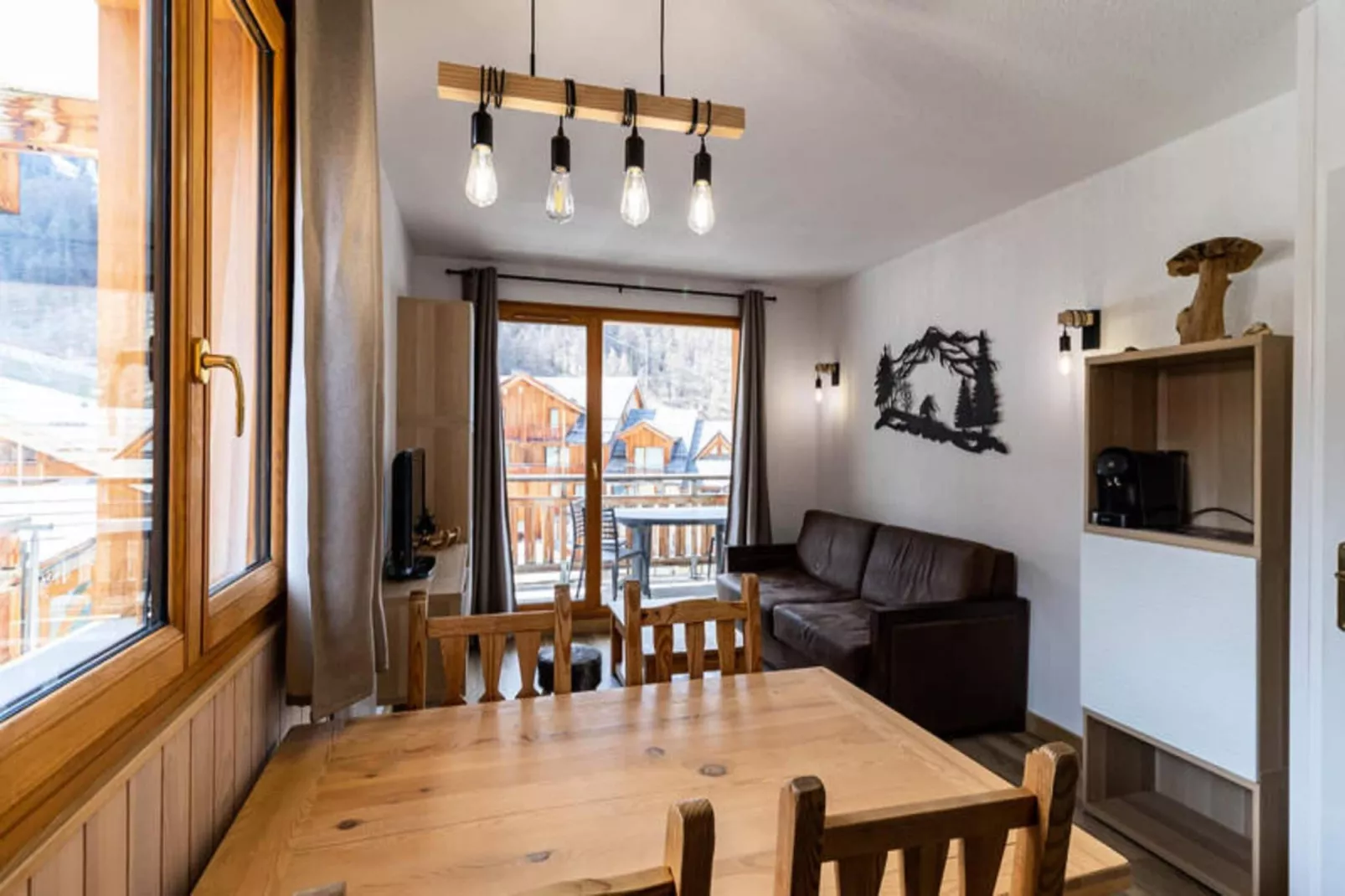 Résidence Le Balcon Des Airelles-Dining room