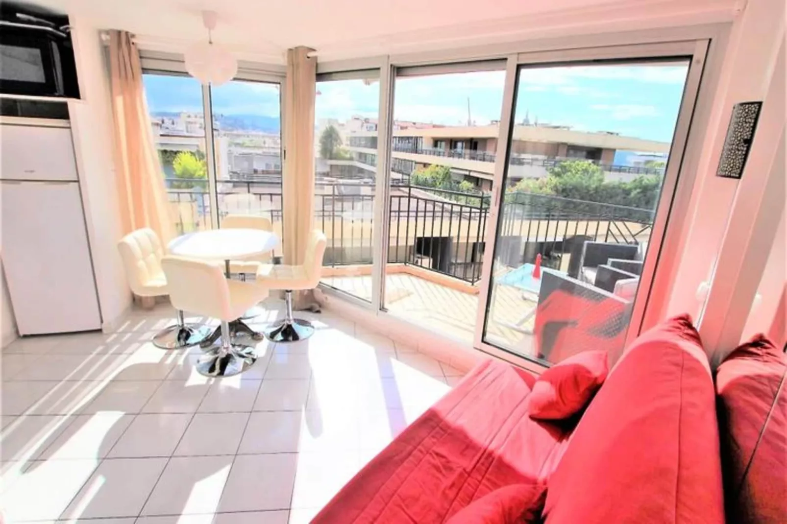 Résidence Studio Dernier &eacute;tage Avec Terrasse Sur Splendide Vue Mer-Extérieur été