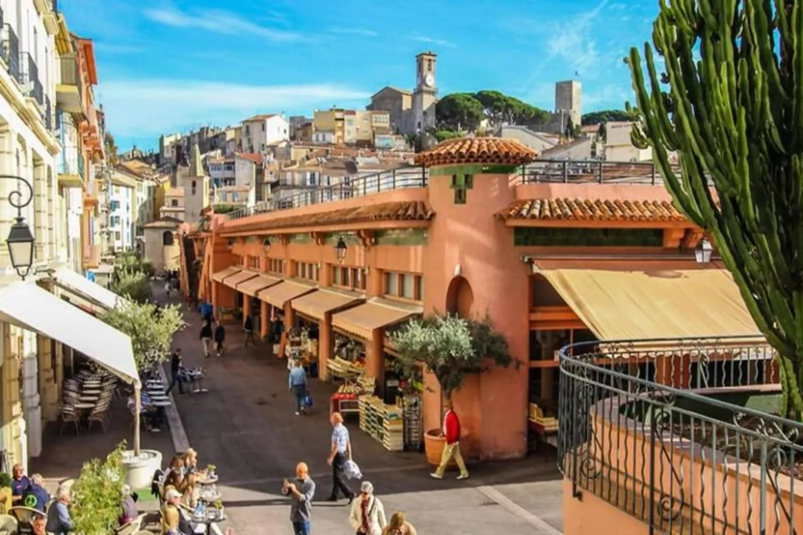 Résidence Charmant Studio Cannes Centre Id&eacute;al Congr&egrave;s Et Vacances ❤live In Gazagnair❤-Exterior in summer