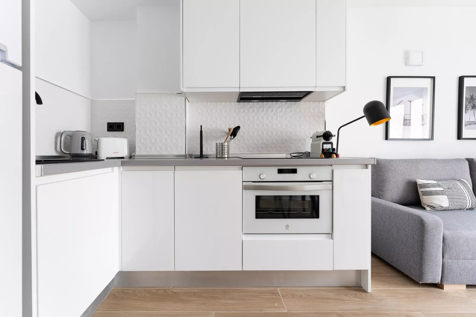 CT 326 - Faro's Fuengirola Prime Location - Boutique Apartment-Kitchen