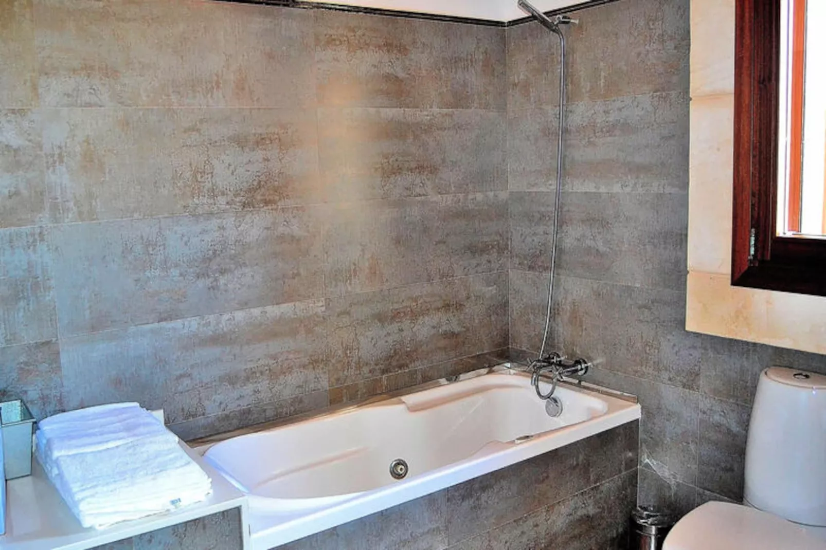 Maison à Sa Pobla-Image-tags.