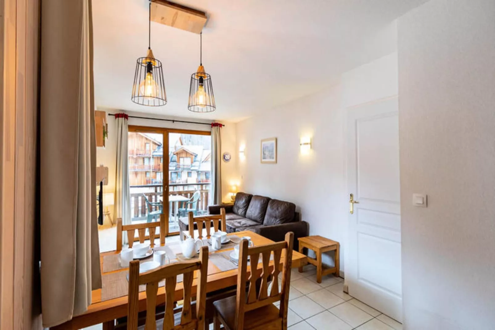 Résidence Le Balcon Des Airelles-Dining room