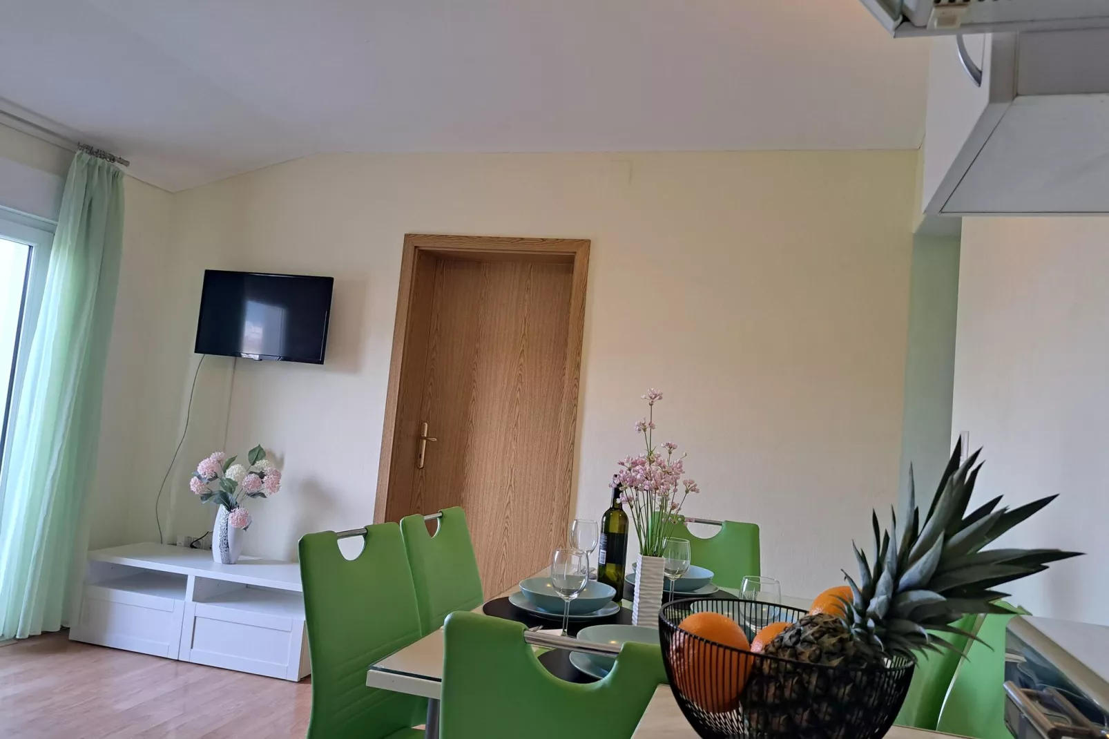Apartment Penic-Living room