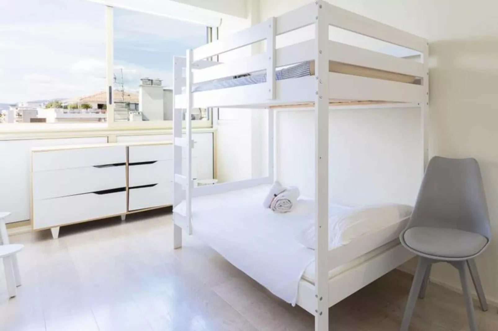 Résidence Appartement &eacute;quip&eacute; 70 M&sup2; Face &agrave; La Mer Dernier &eacute;tage Avec Magnifique Vue Me-Exterior in summer