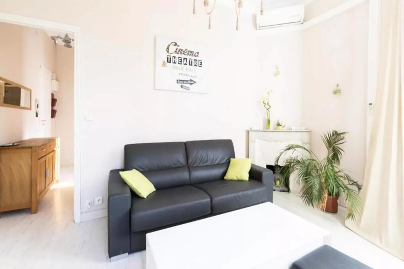 Résidence Appartement 39 M2 En Plein Centre Ville De Cannes, Climatis&eacute;-Extérieur été