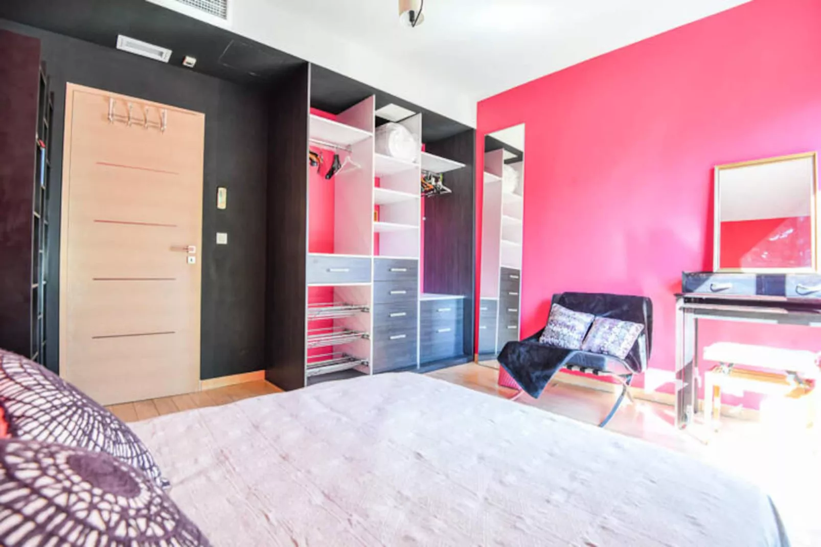 Villa Notre-dame - Piscine Parking 4 Chambres-Image-tags.