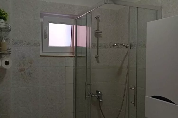 Plitvice-Bathroom