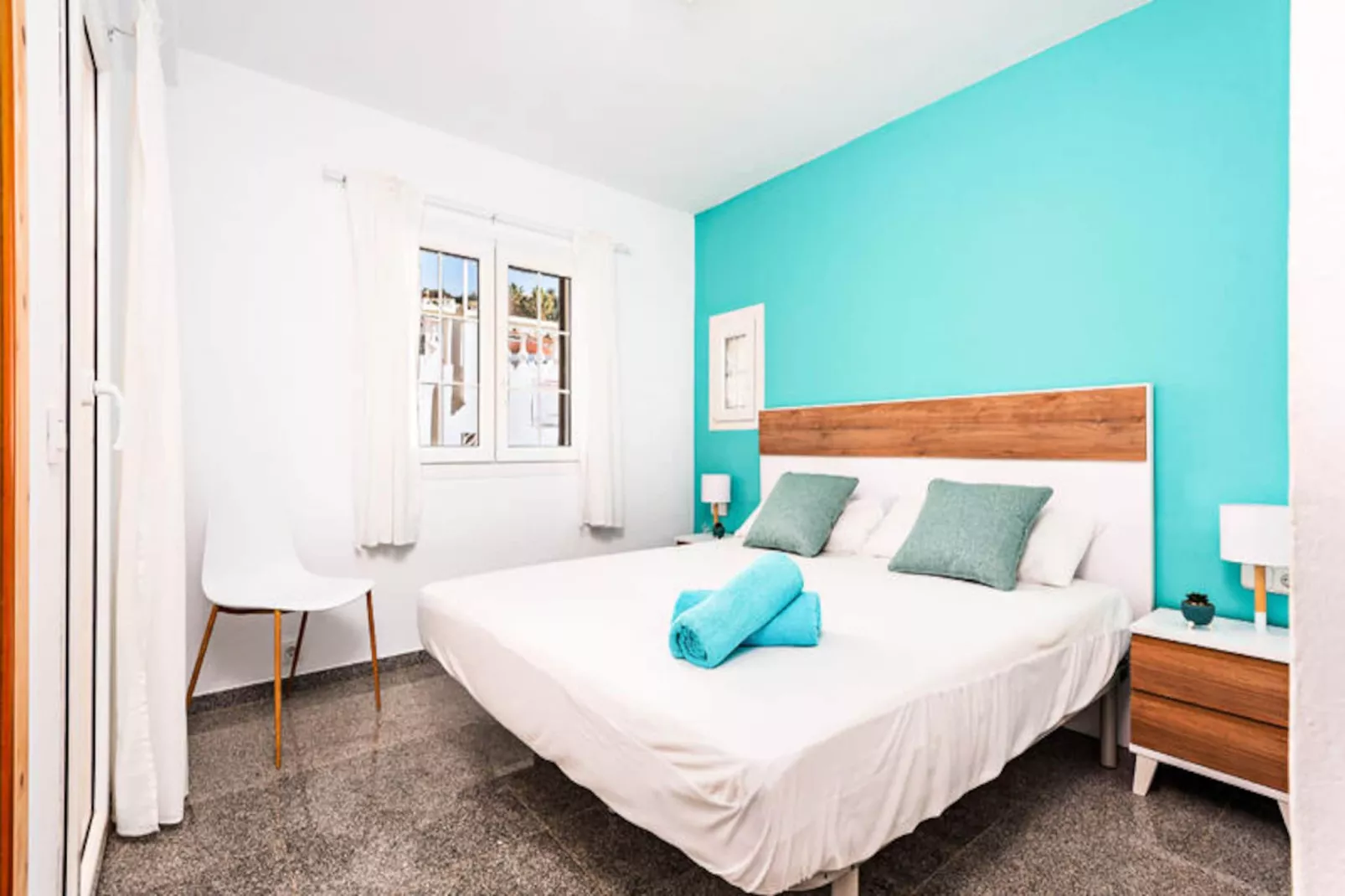 Appartements à Son Bou-Image-tags.