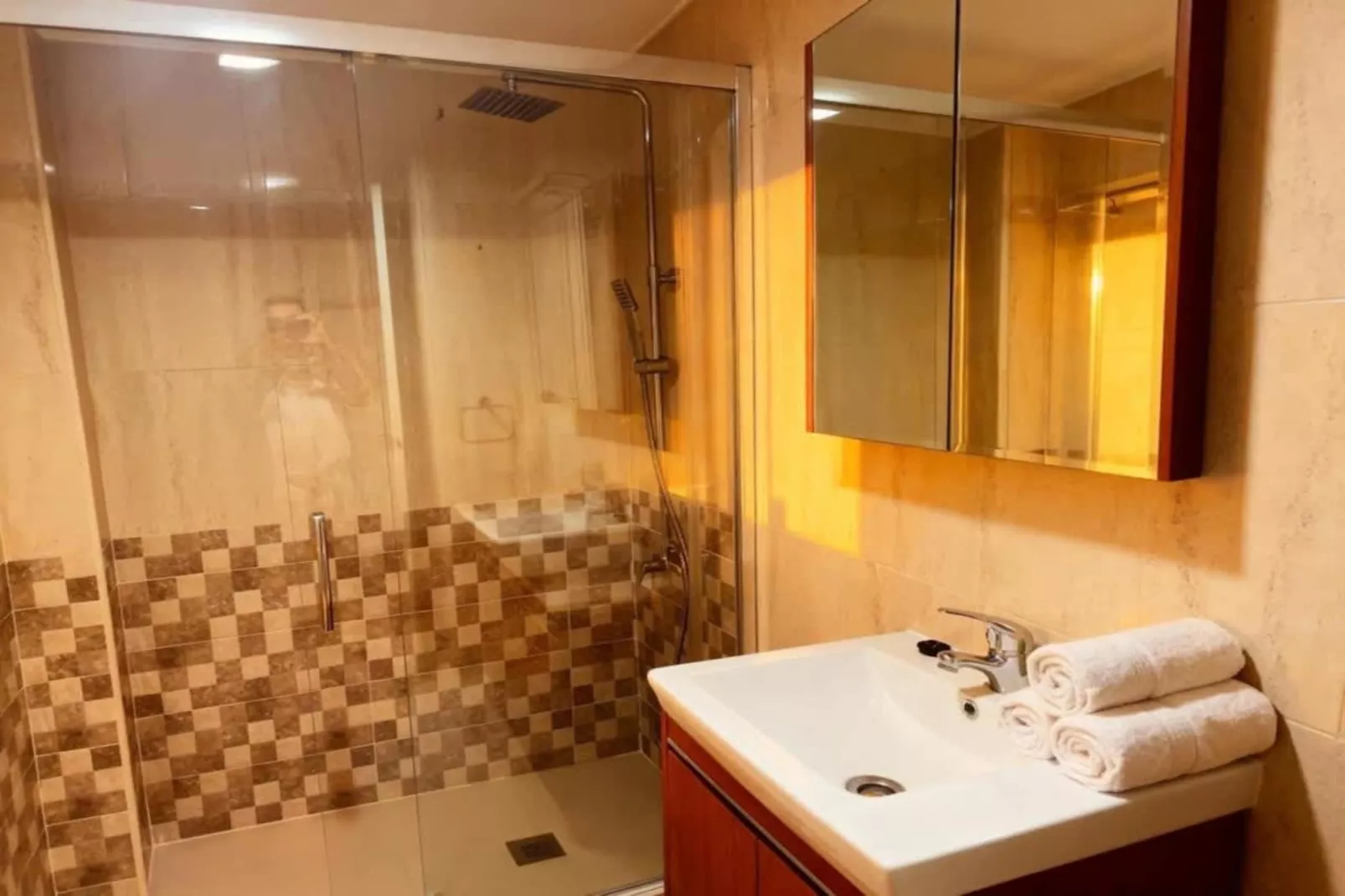 1467-Andres-305-Bathroom