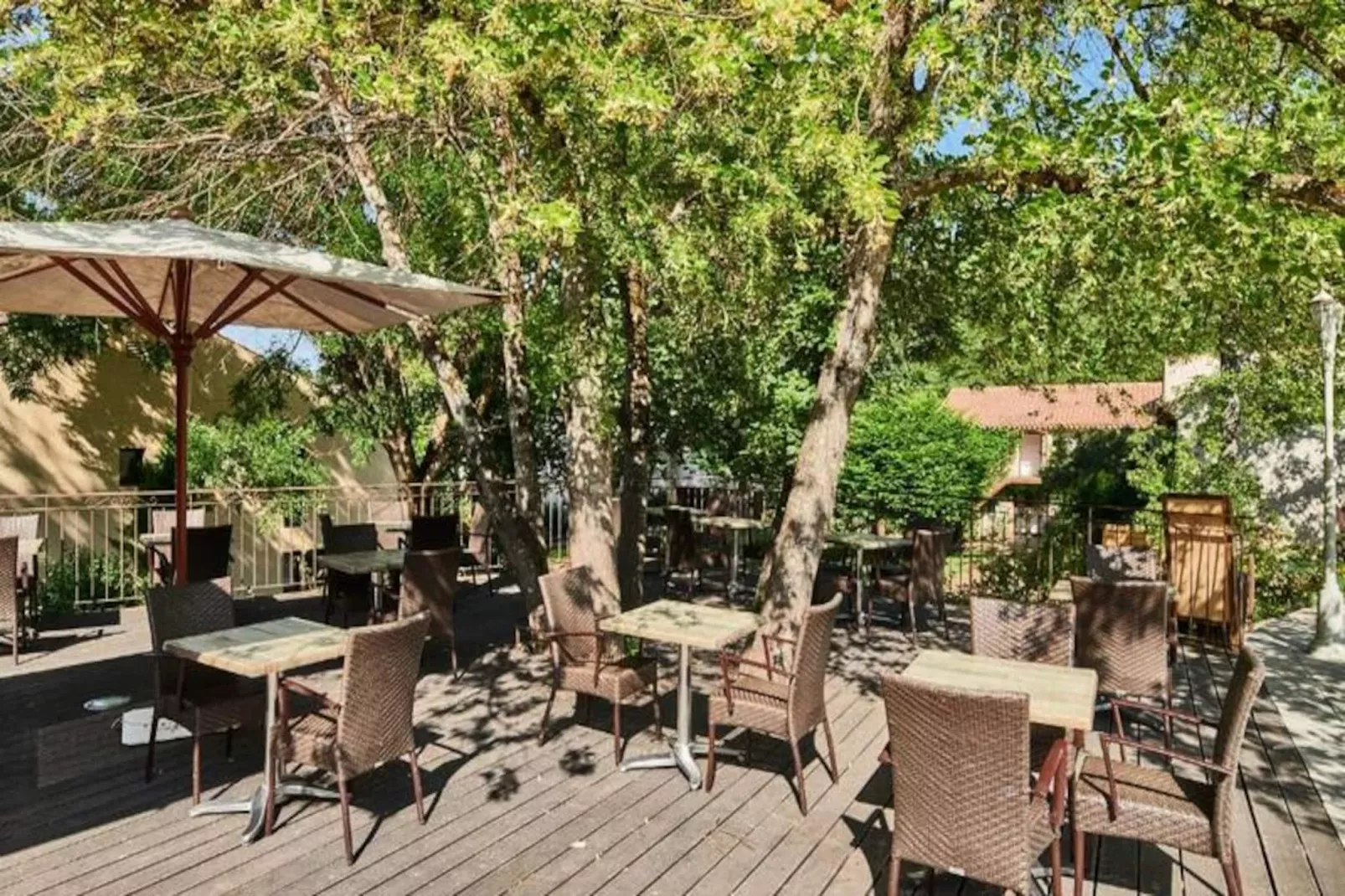 Résidence Domaine de Château Laval *** - Vacances Bleues