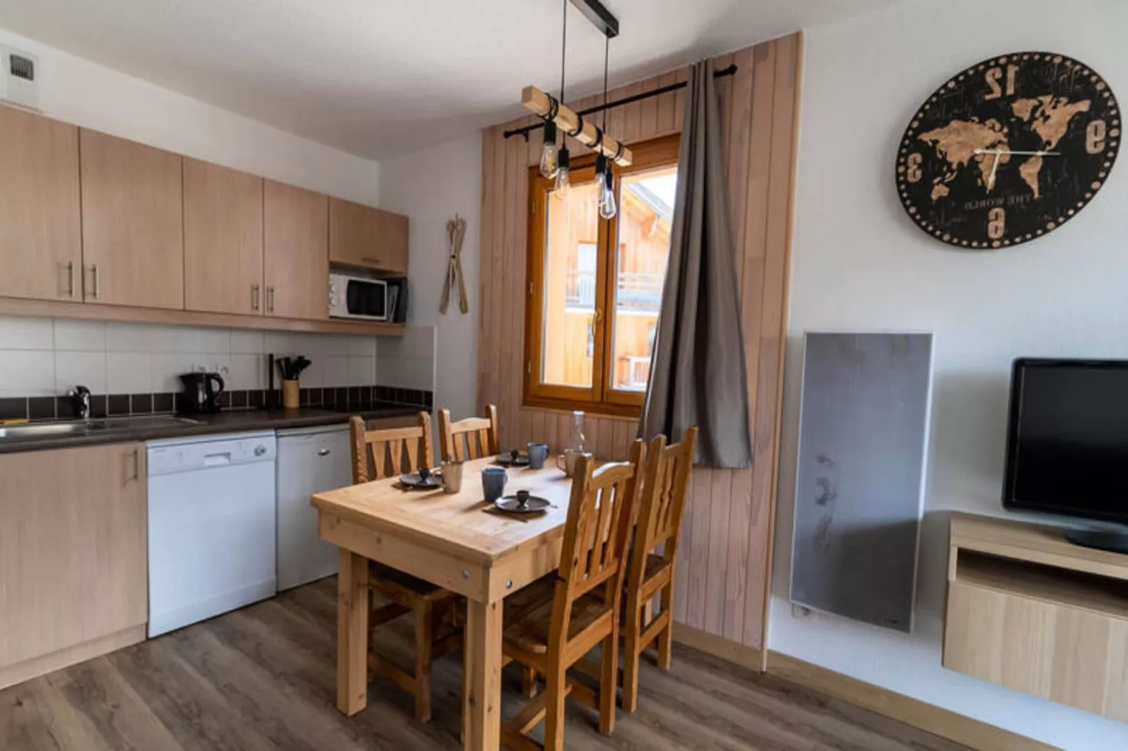 Résidence Le Balcon Des Airelles-Dining room