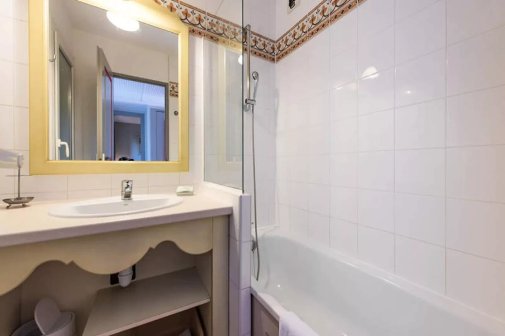 Résidence Les Rives de Cannes Mandelieu - maeva Home-Image-tags.