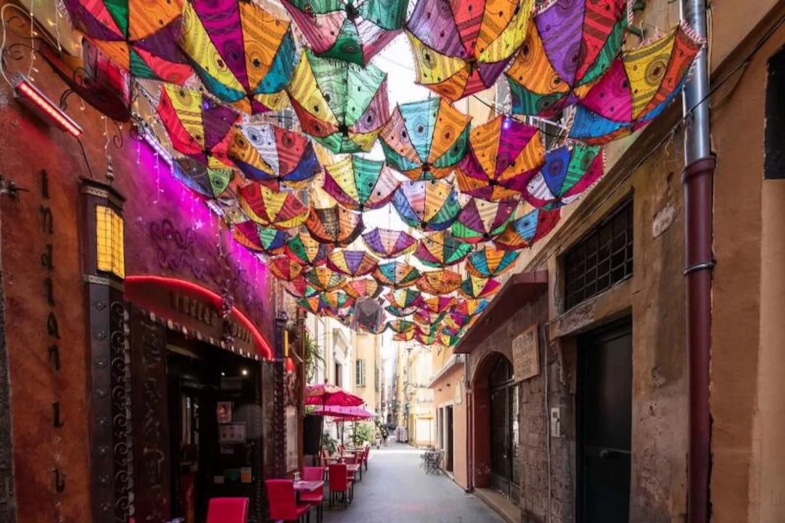 06a3 - Bel Appartement Au Cœur Du Vieux Nice-Image-tags.