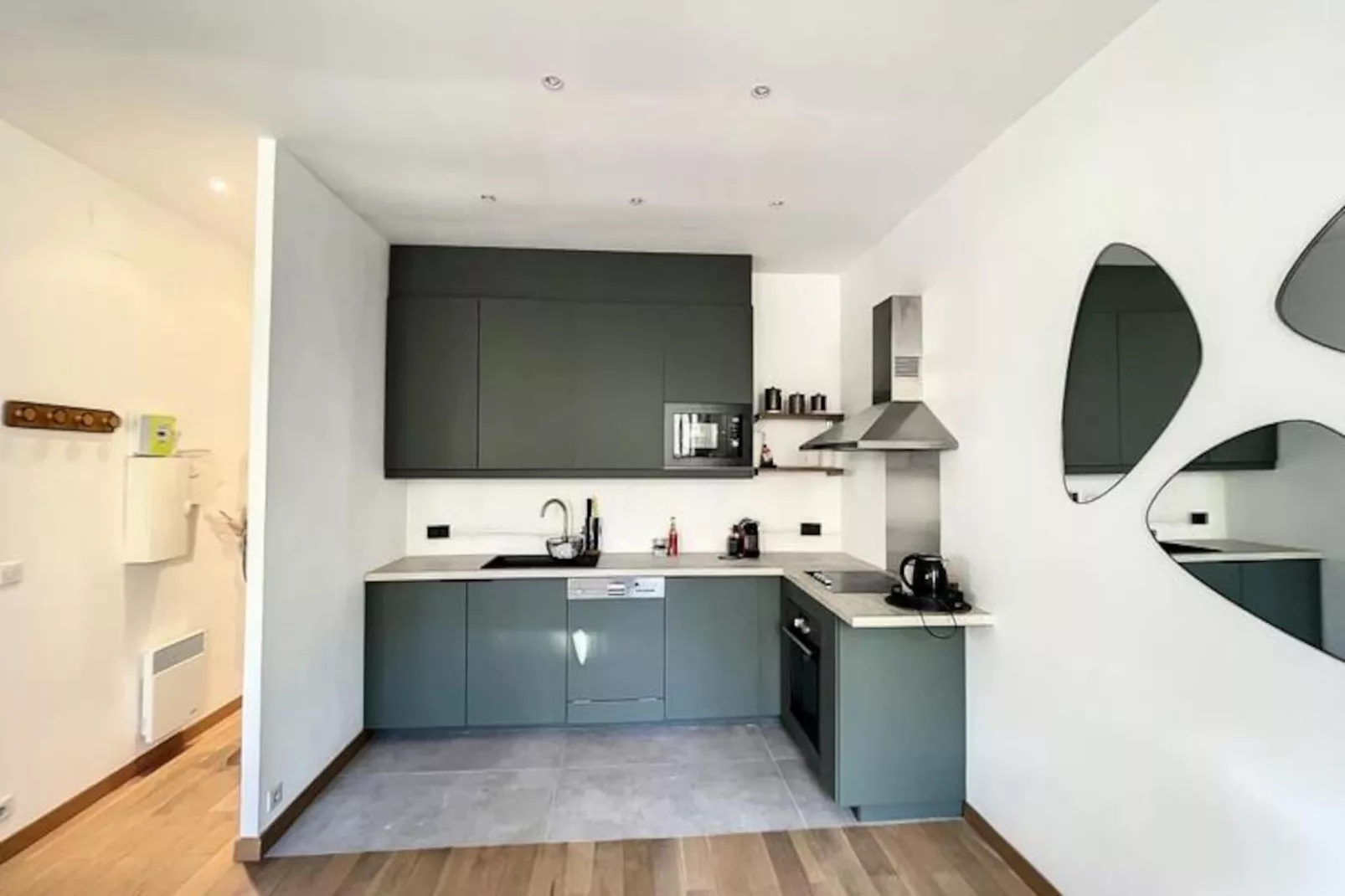 Cozy Lumineux 3 Pcs Cannes Vieux Port Palais Festivals 1 Mn Olam Properties-Image-tags.