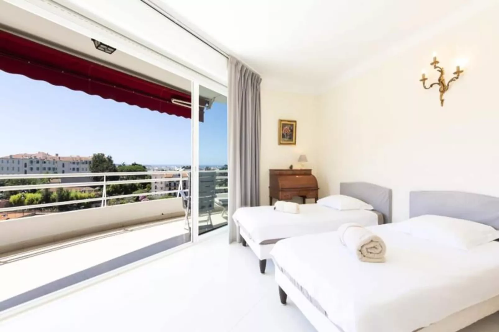 Résidence Appartement Enti&egrave;rement &eacute;quip&eacute; De 105 M2 Avec Vue Mer Et Collines-Extérieur été