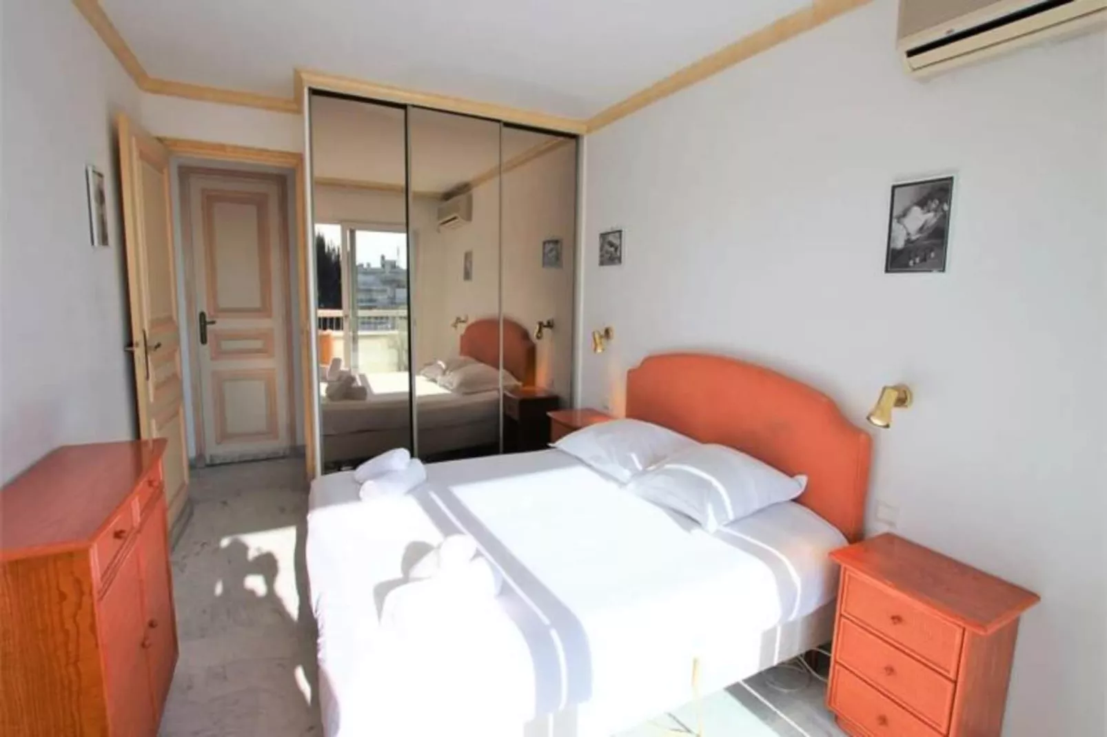 Résidence Appartement Climatis&eacute; 5 Voyageurs De 80 M2, Centre Ville Et Croisette-Bedroom