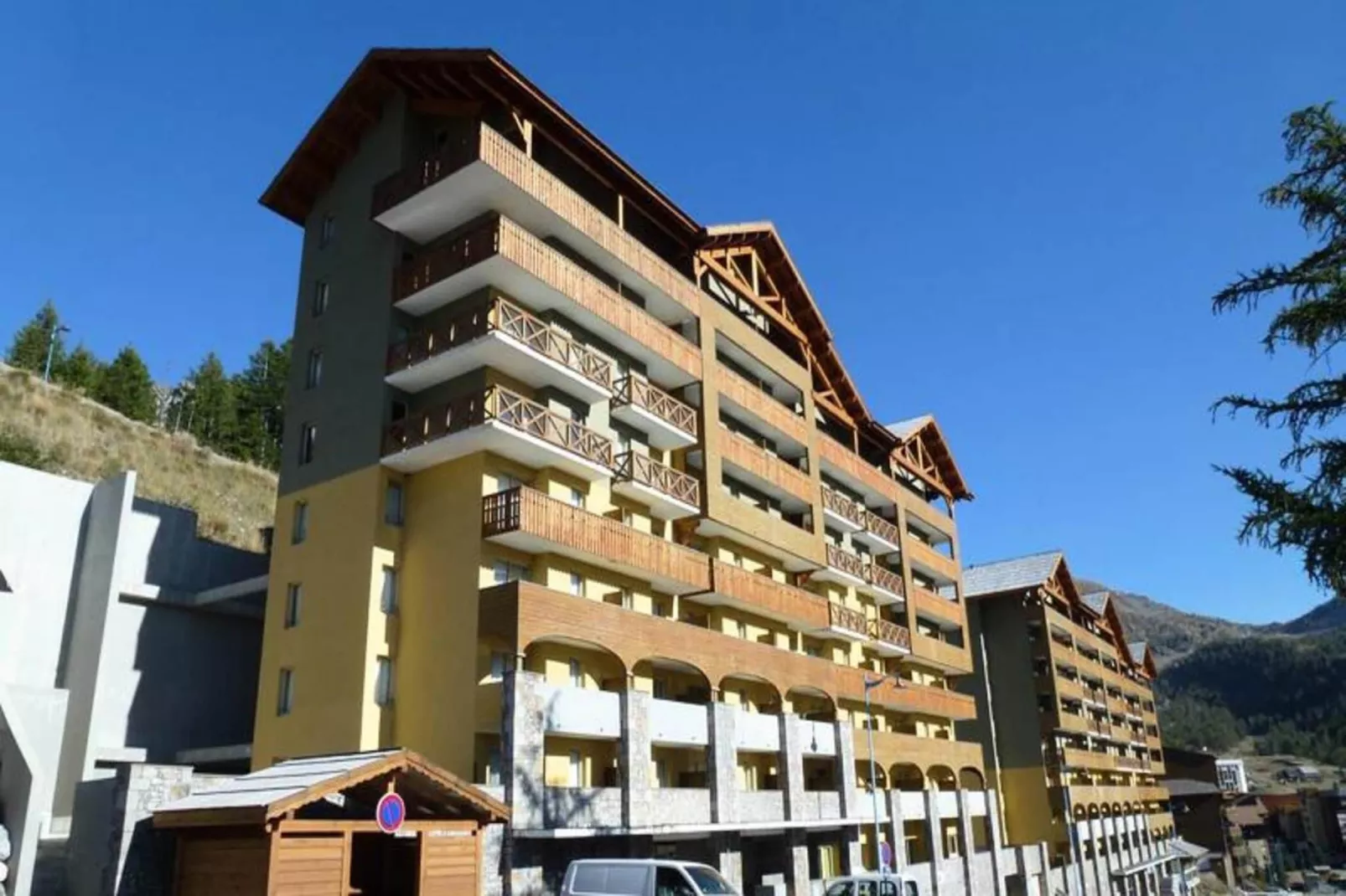 Résidence Terrasses Isola  A201-Exterior in summer